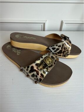 Flogg Women's Nikita Leopard Print Slide Platform. Size 8.5